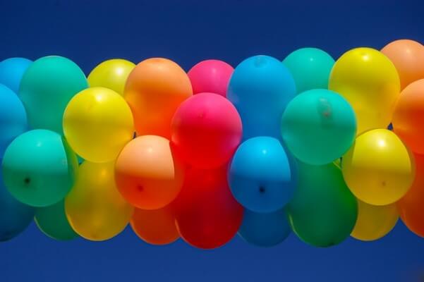 Arco di palloncini colorati